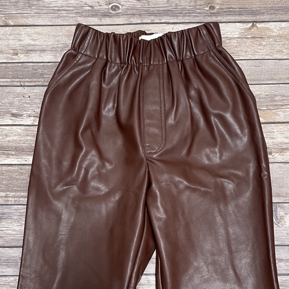 Abercrombie Fitch Brown Vegan Leather Tapered Hi Waisted Elastic Waistband Pants - Picture 2 of 10
